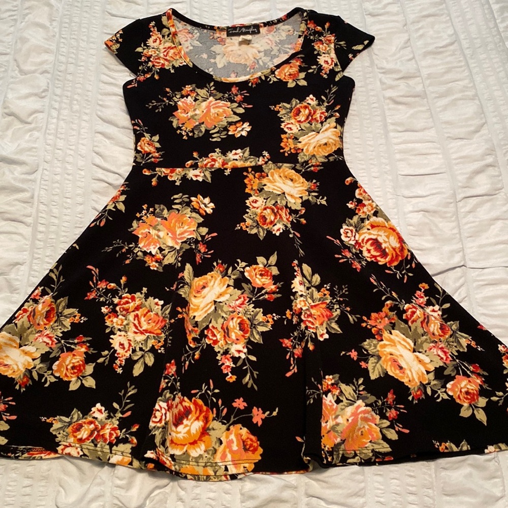 Dress by French Atmosphere | Size Small